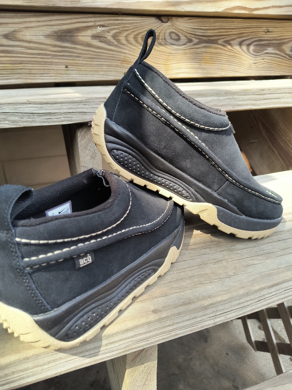 Nike Men's Black Suede Slip-On ACG- 9.0